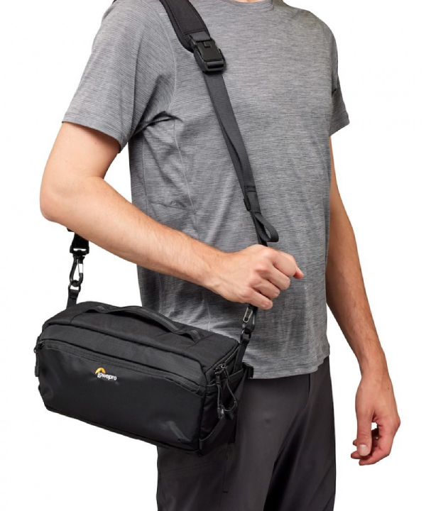 Слинг-сумка Lowepro ProTactic Lite SLX 120 AW III
